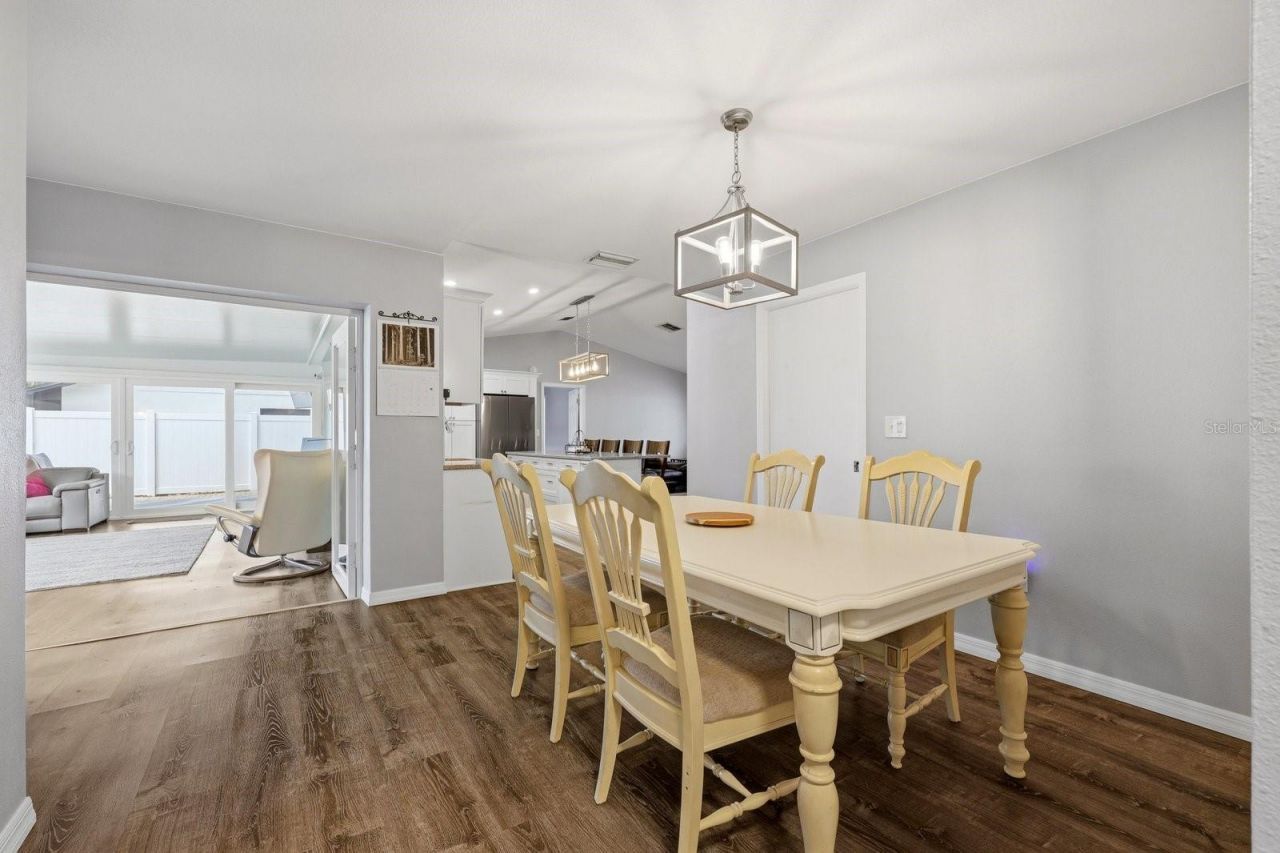 221 Arbor Drive W, Palm Harbor, FL 34683 Photo