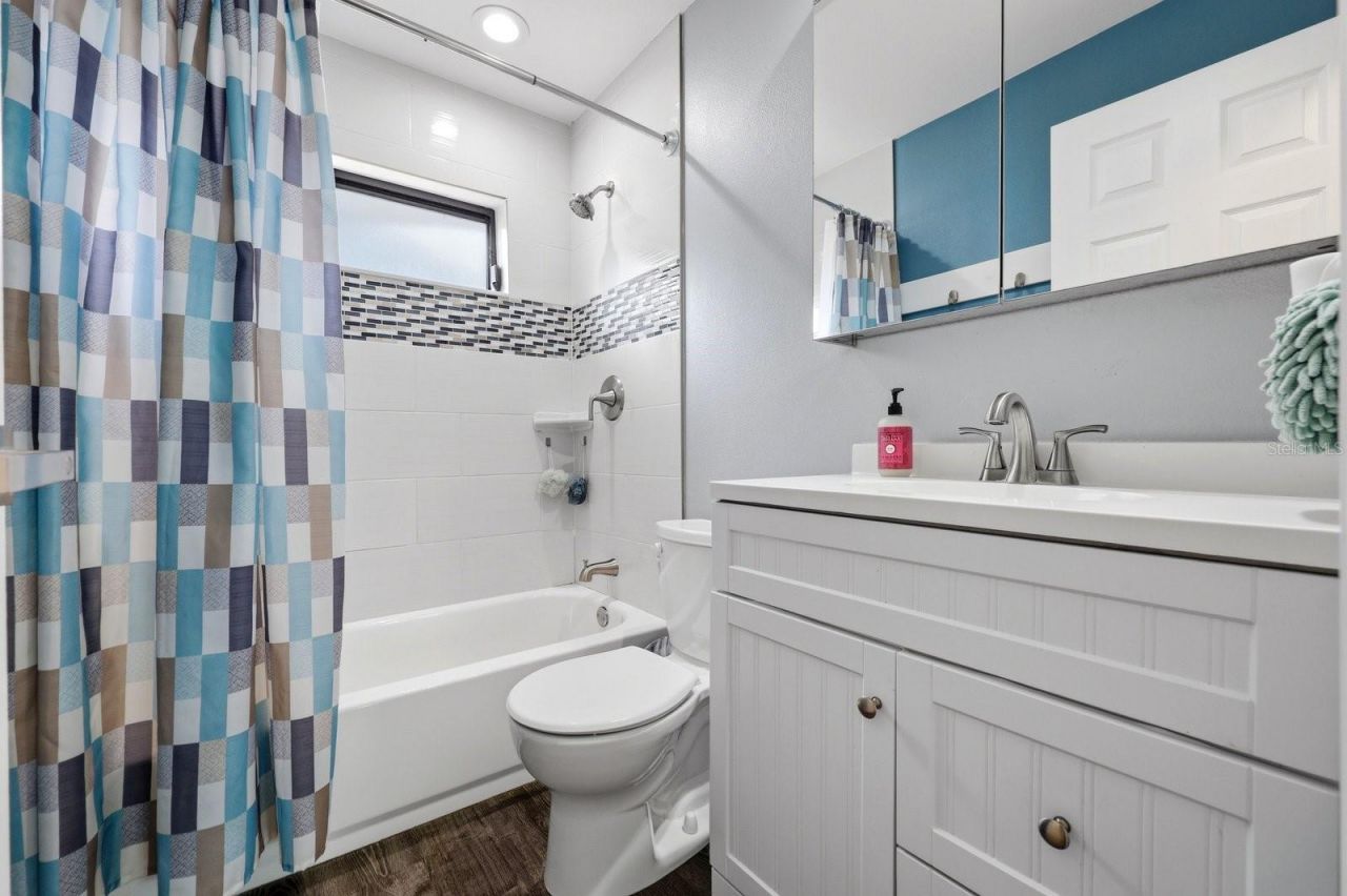 221 Arbor Drive W, Palm Harbor, FL 34683 Photo