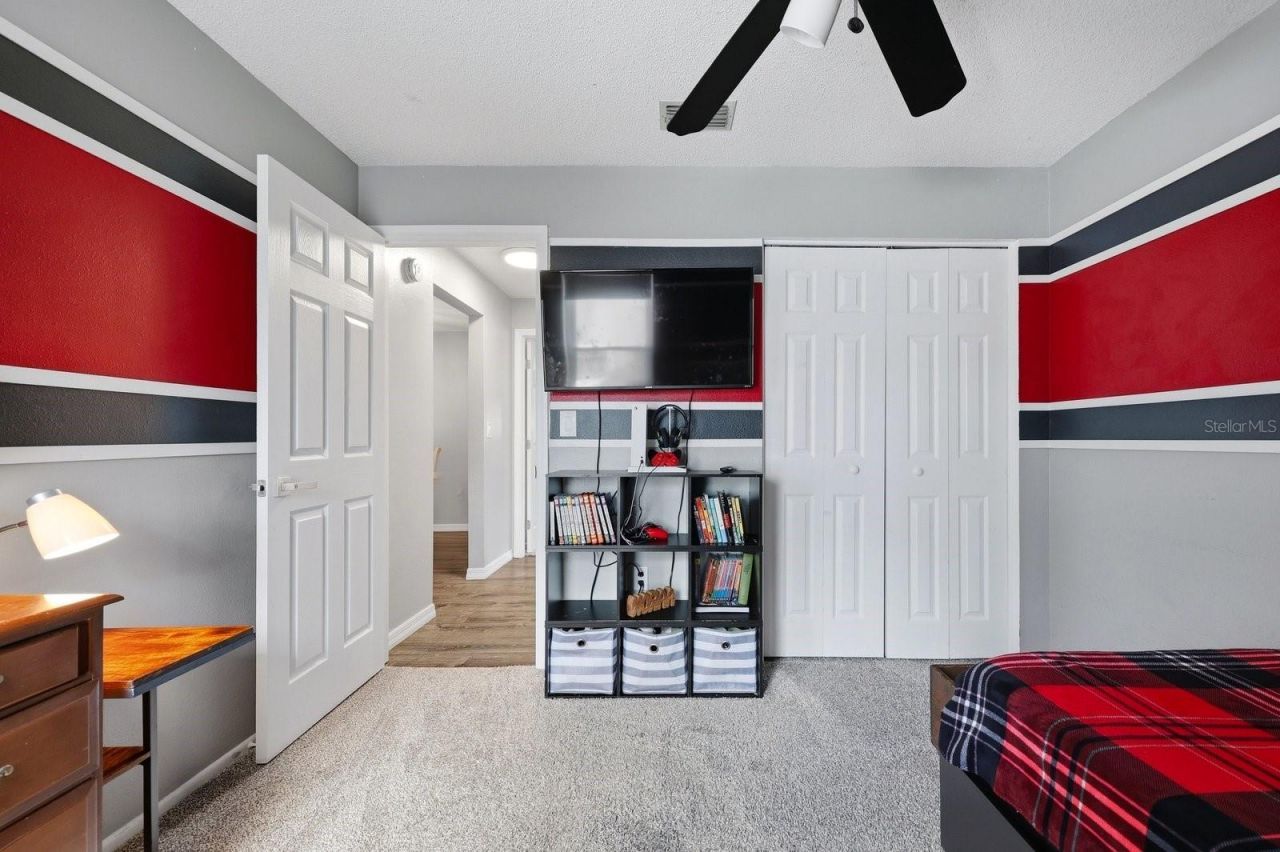 221 Arbor Drive W, Palm Harbor, FL 34683 Photo