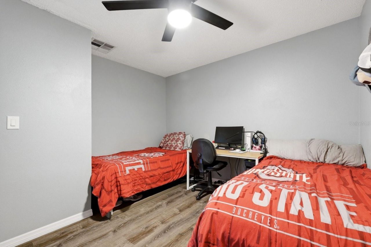 221 Arbor Drive W, Palm Harbor, FL 34683 Photo