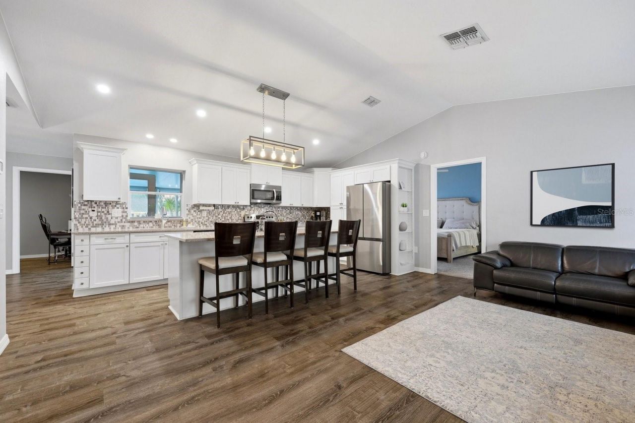 221 Arbor Drive W, Palm Harbor, FL 34683 Photo