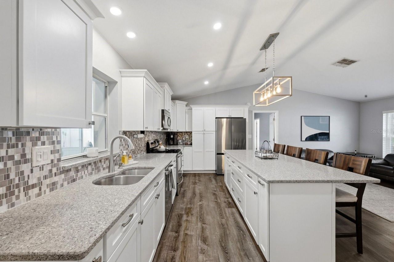 221 Arbor Drive W, Palm Harbor, FL 34683 Photo