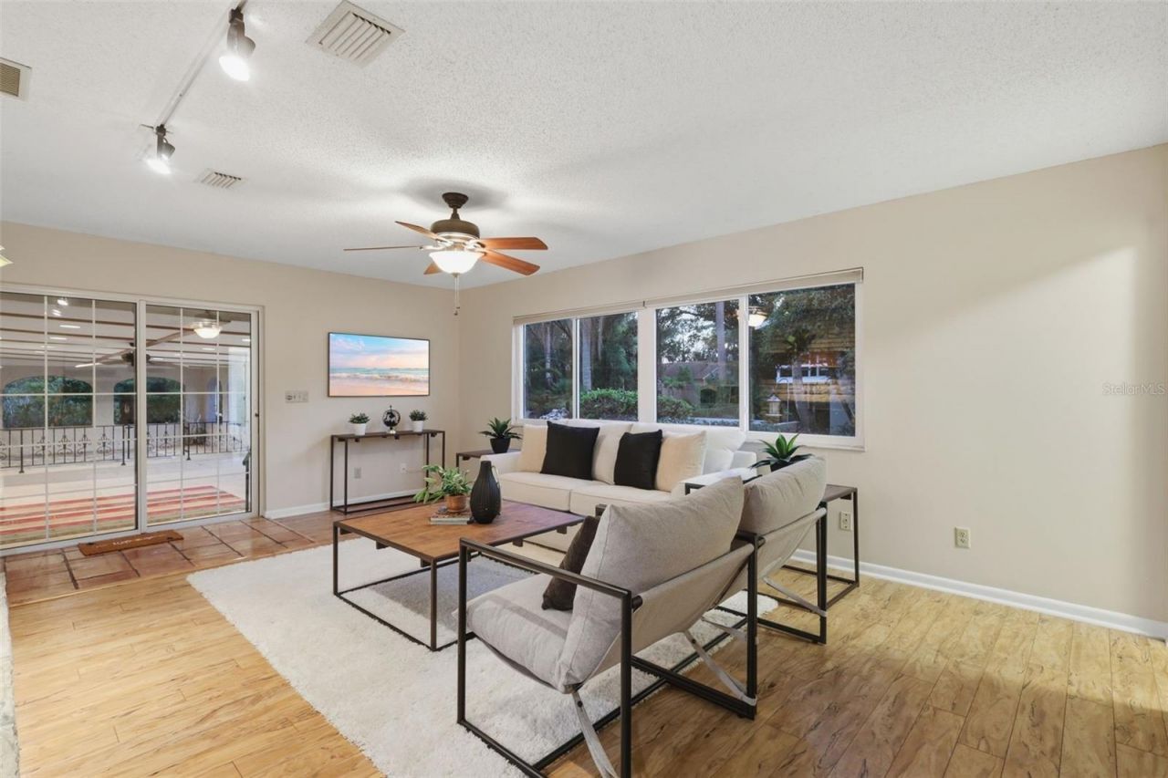 1650 E University Avenue , Orange City, FL 32763 Photo