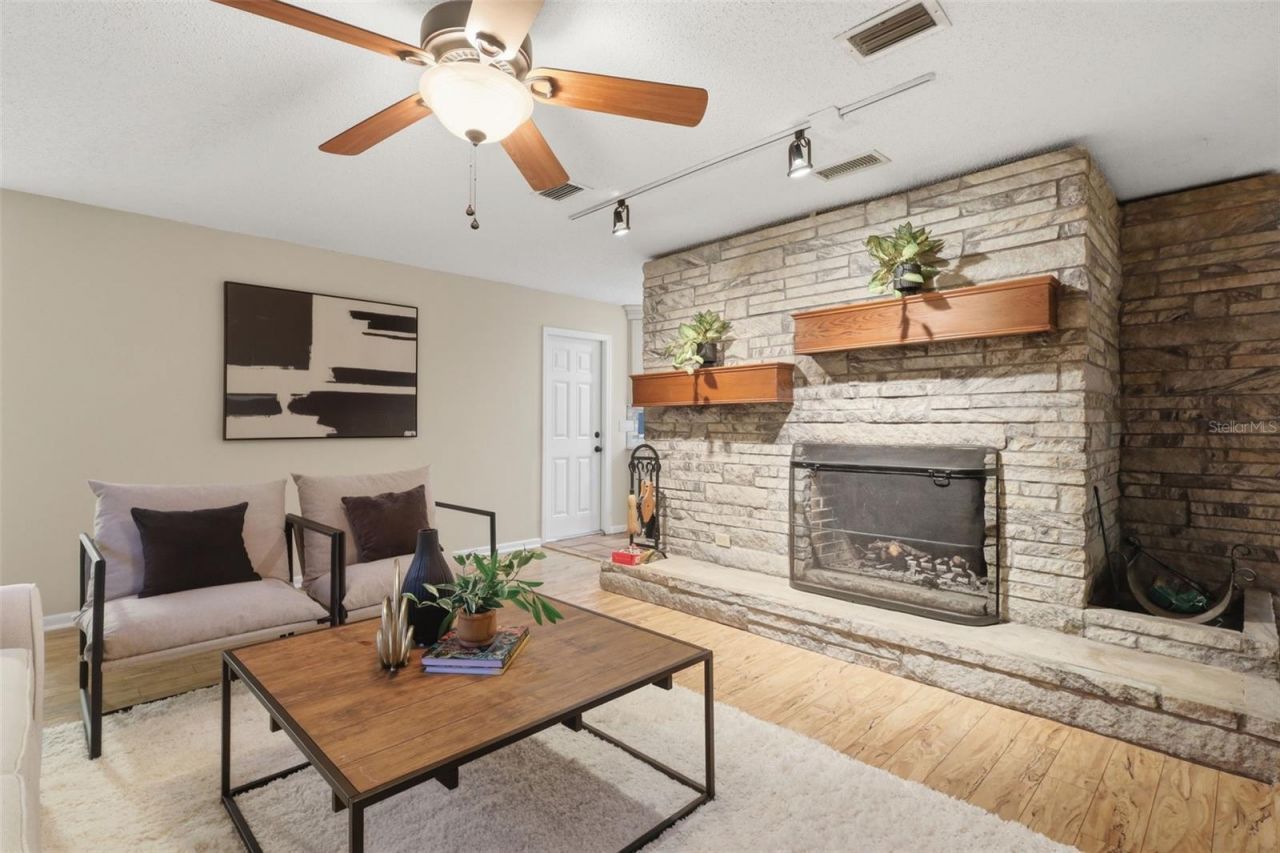 1650 E University Avenue , Orange City, FL 32763 Photo