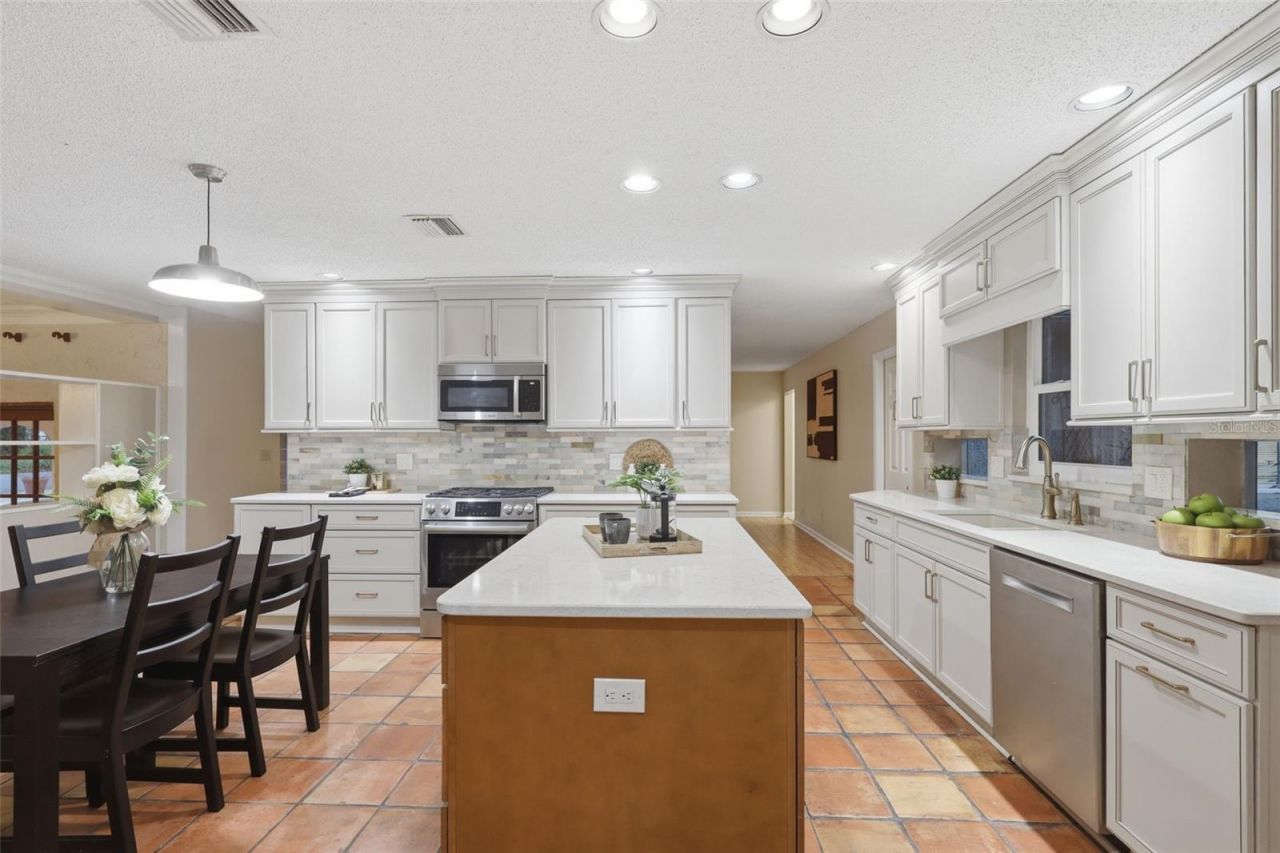 1650 E University Avenue , Orange City, FL 32763 Photo