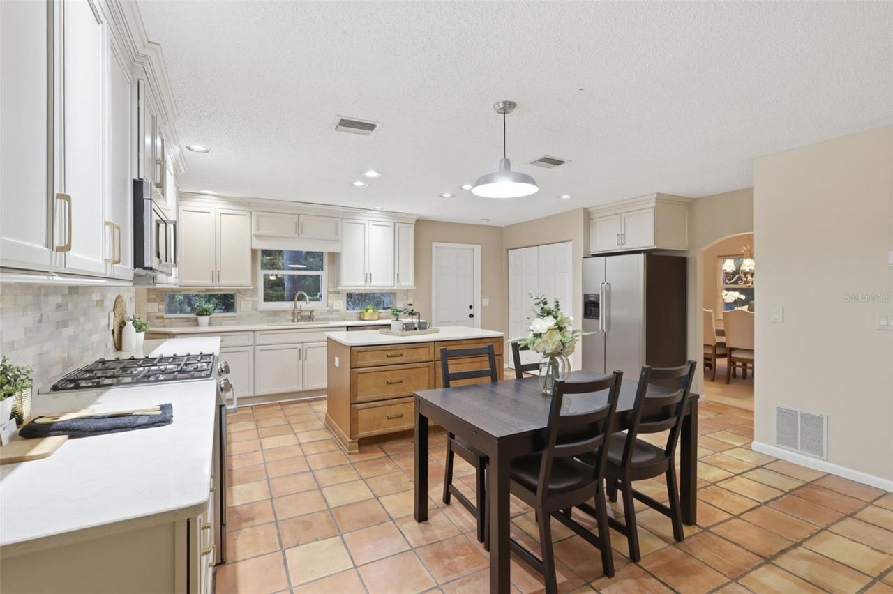 1650 E University Avenue , Orange City, FL 32763 Photo