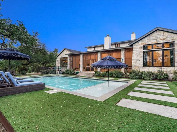 1379 Bunker Ranch BLVD, Dripping Springs, TX 78620