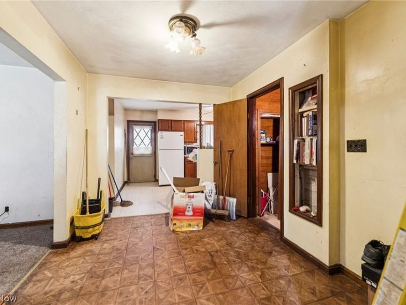 2726 Beck Street SE, Warren, OH 44484 Photo 10