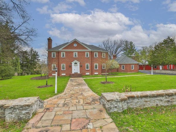 8950 Old Indian Hill Road, Cincinnati, OH 45243