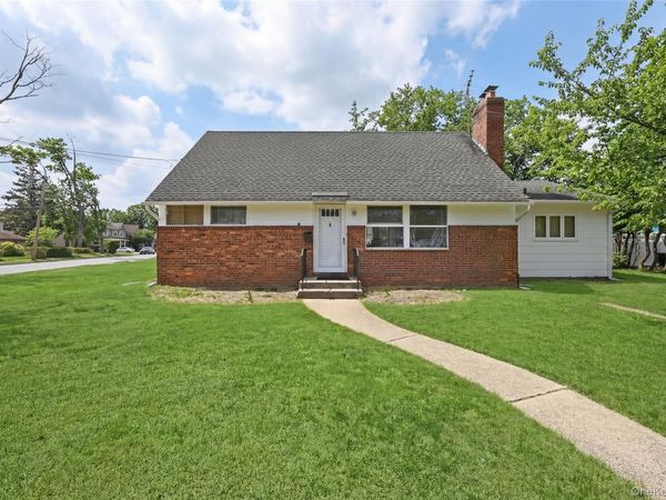 404 Foxdale Avenue, Oceanside, NY 11572