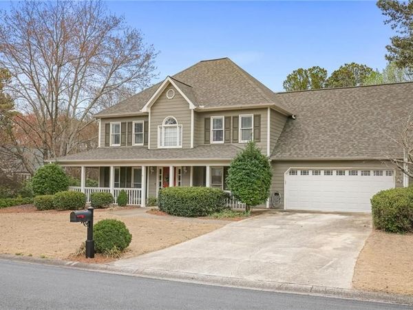 6011 Fairlong Court NW, Acworth, GA 30101
