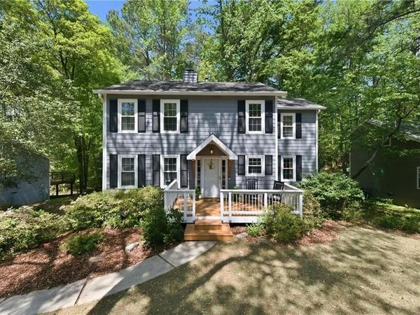 450 Tyson Circle, Roswell, GA 30076