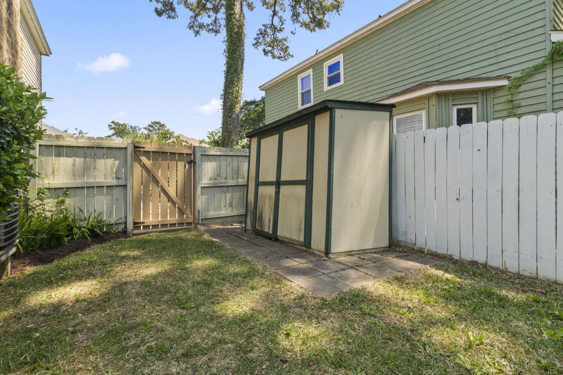 1557 Victoria Ln.  Photo 25