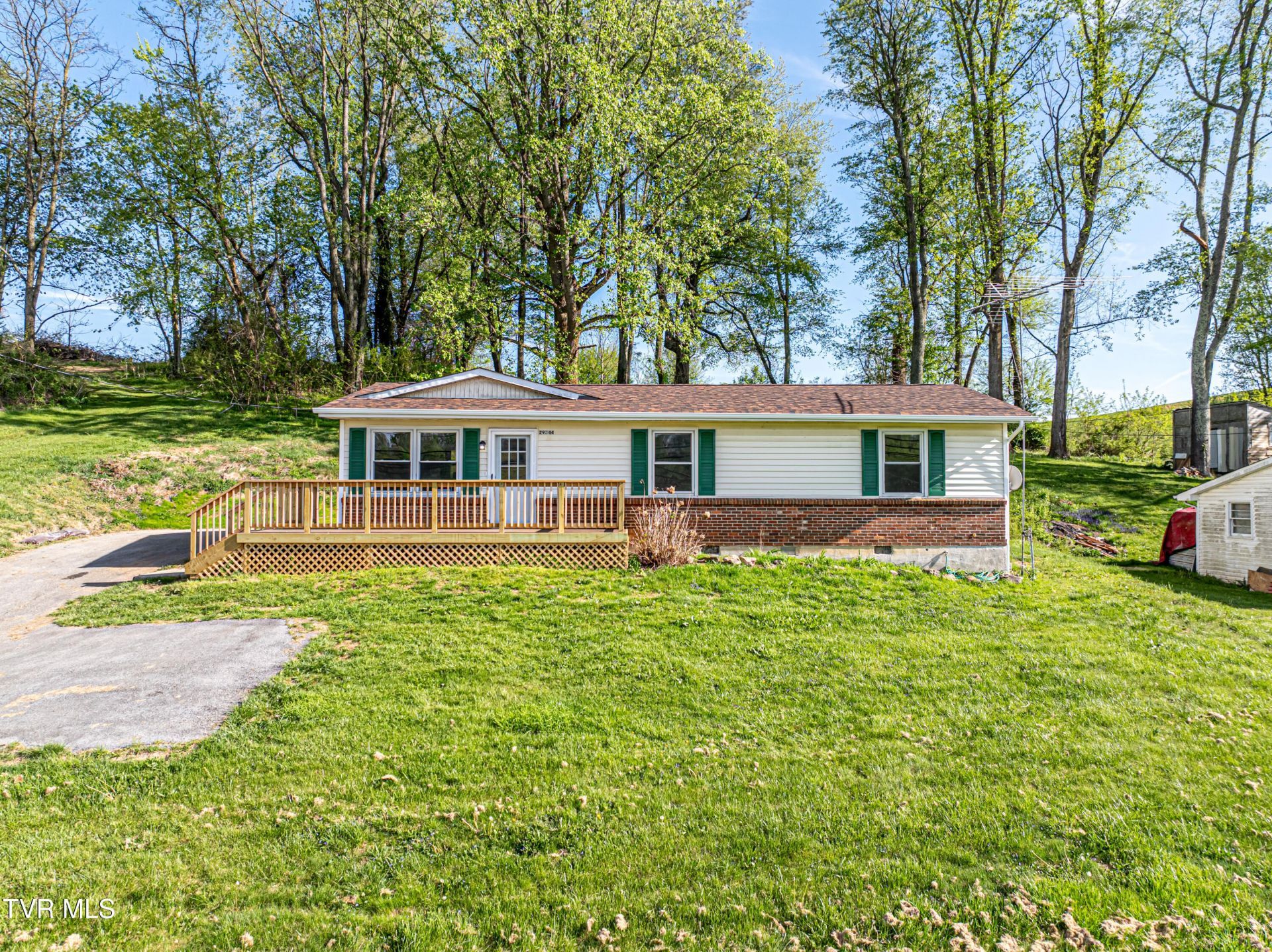 29344 Hillman Hwy Highway, Meadowview, VA 24361 Main Photo