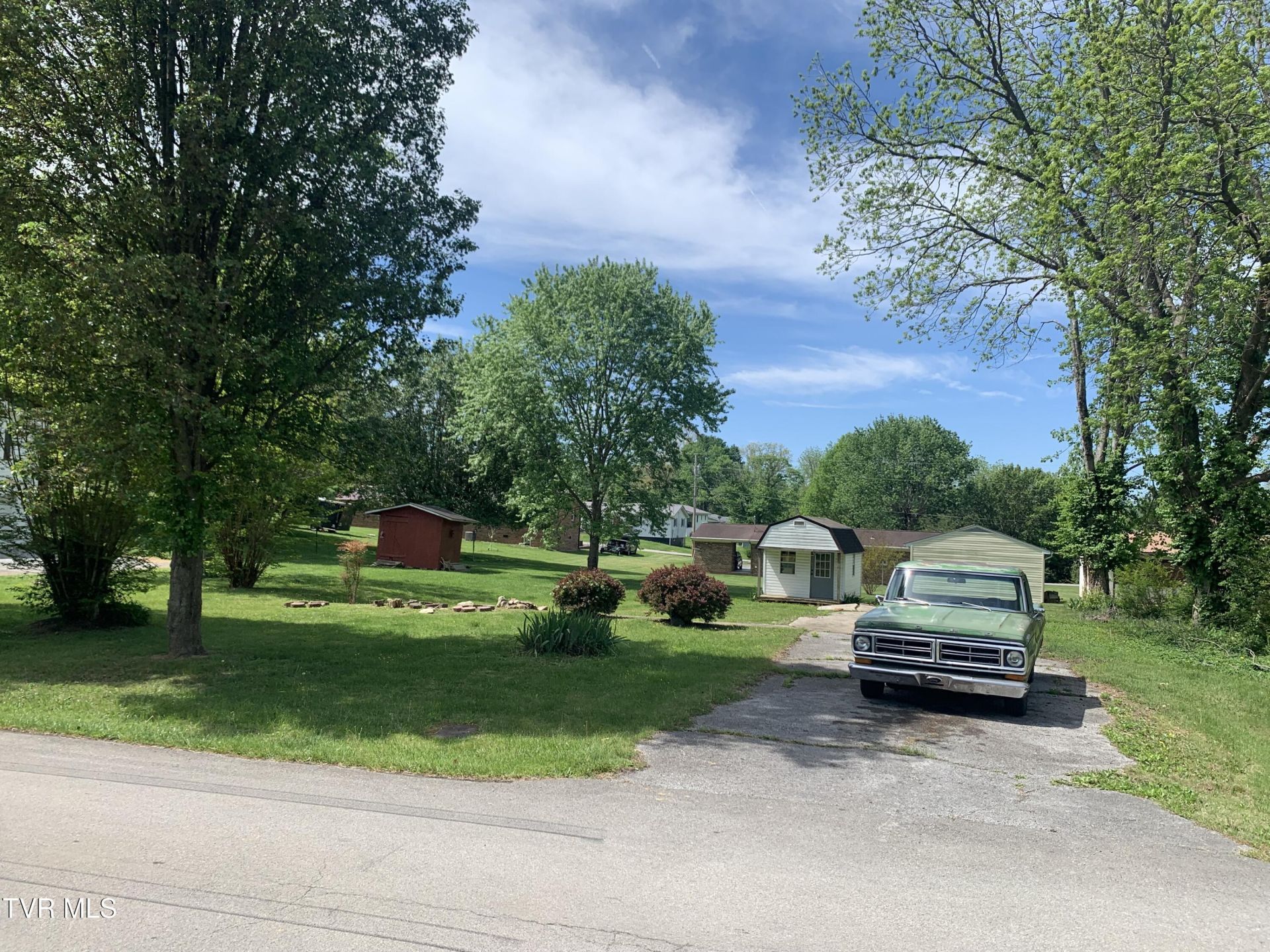 704 Ann Street, Greeneville, TN 37743 Main Photo