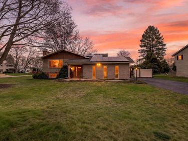 3468 Cottontail Trail, Madison, WI 53718