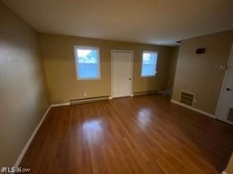 31 S State Street, Unit 2, Frazeysburg, OH 43822 Photo 4