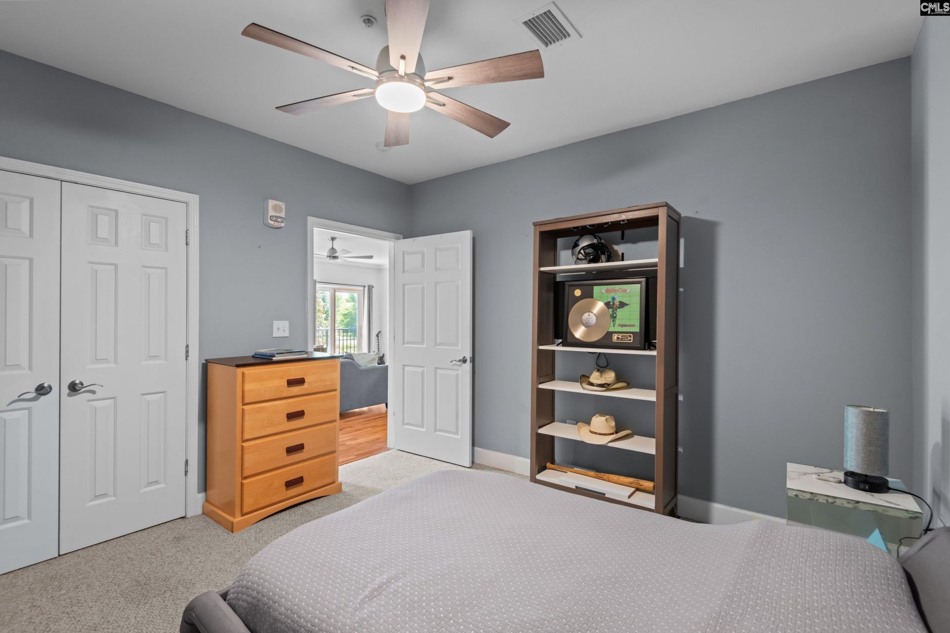 900 S Stadium Road  Photo 16