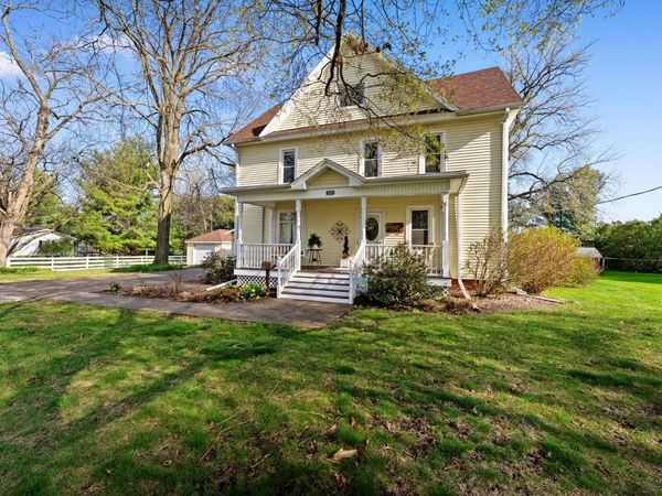 1009 NW 3rd Street , Aledo, IL 61231