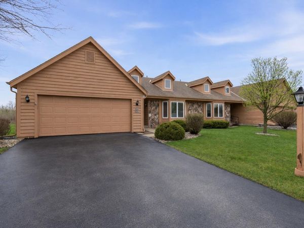 W180N9879 Riversbend Cir W, Germantown, WI 53022