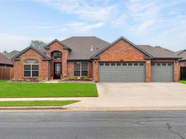 4005 SW Staverton Drive , Bentonville, AR 72713