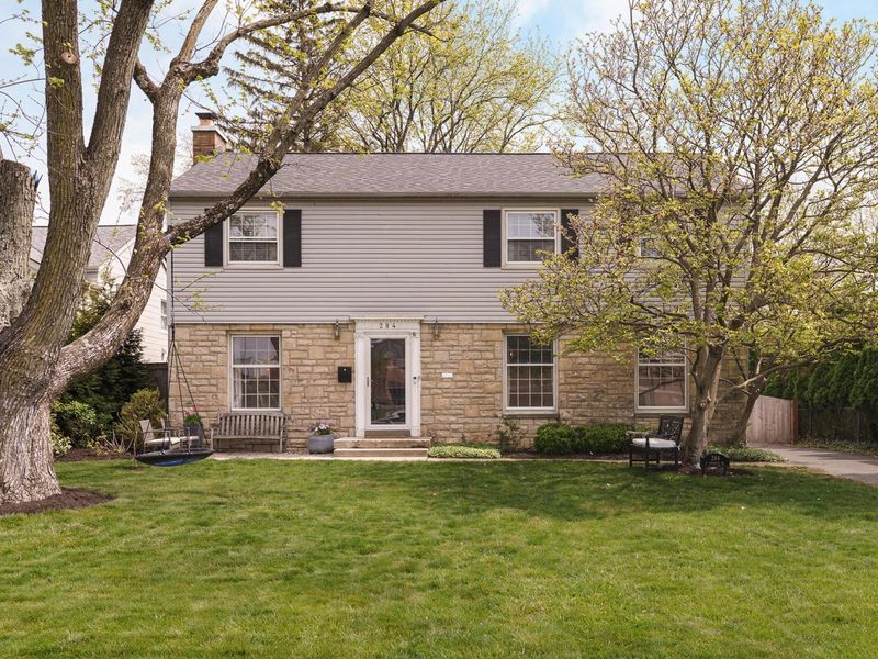 284 S Stanwood Road, Columbus, OH 43209 Photo 1