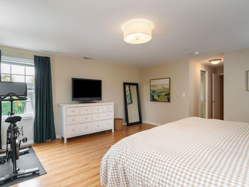 284 S Stanwood Road, Columbus, OH 43209 Photo 29