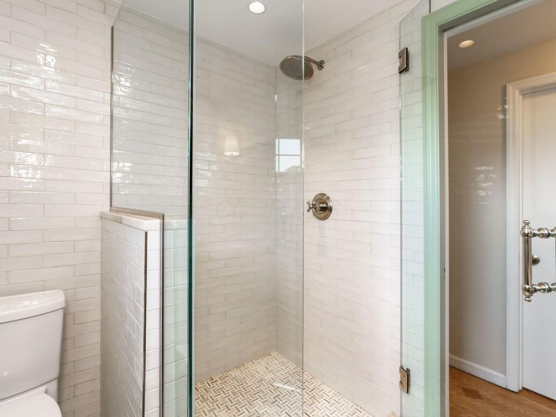 284 S Stanwood Road, Columbus, OH 43209 Photo 32