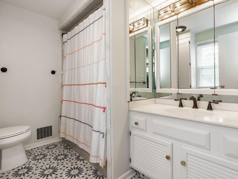 284 S Stanwood Road, Columbus, OH 43209 Photo 39