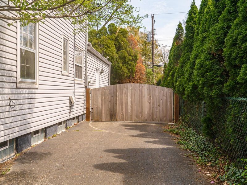 284 S Stanwood Road, Columbus, OH 43209 Photo 56