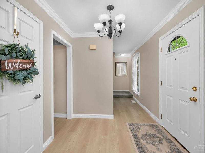 7248 Glenn Moor Drive, West Chester, OH 45069 Photo 5