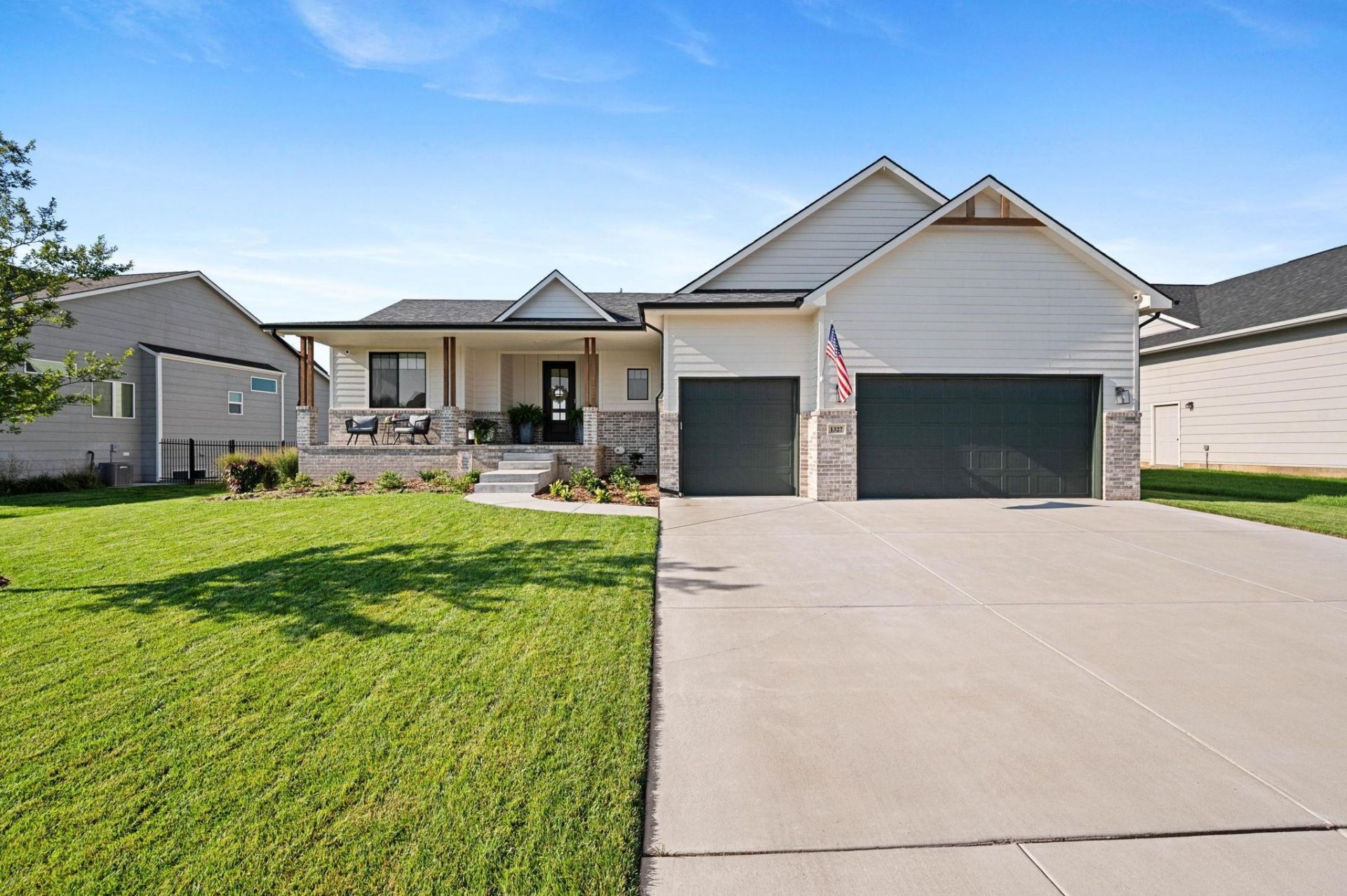 1327 W Footbridge St, Goddard, KS 67052 Main Photo