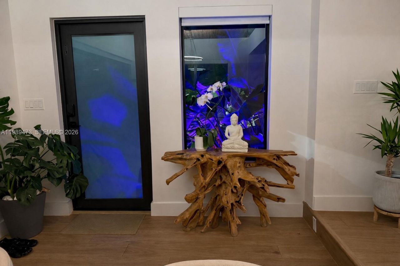 500 NW 43rd St, Miami, FL 33127 Photo