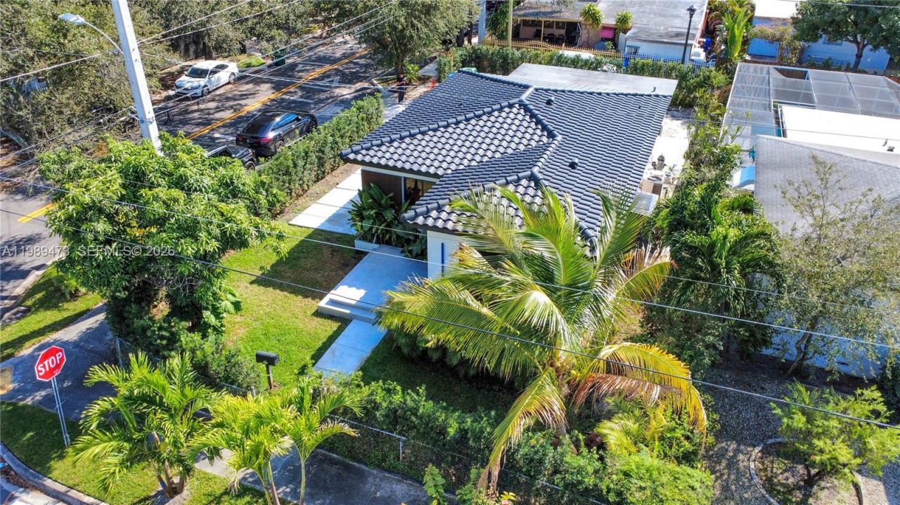 500 NW 43rd St, Miami, FL 33127 Photo