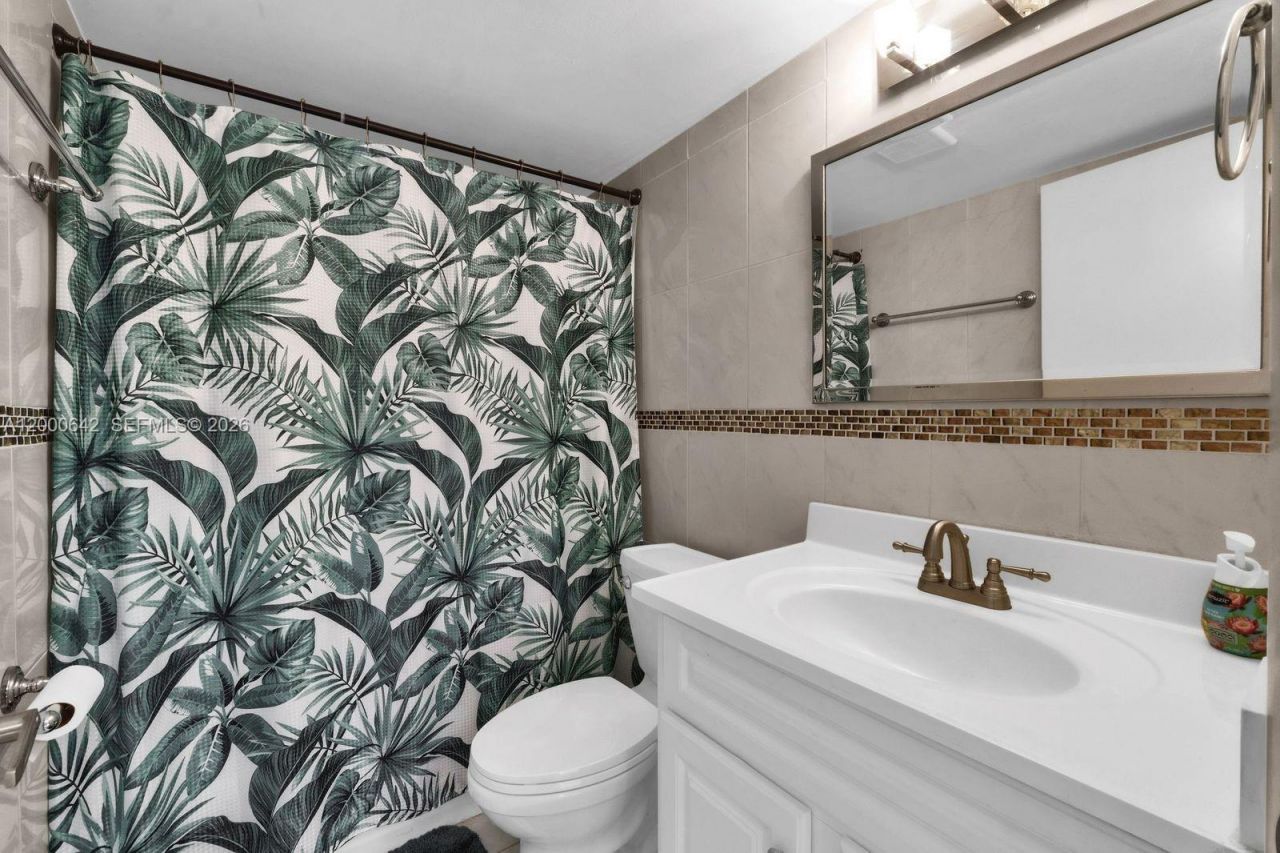 6900 NW 5th St, Unit 201, Plantation, FL 33317 Photo