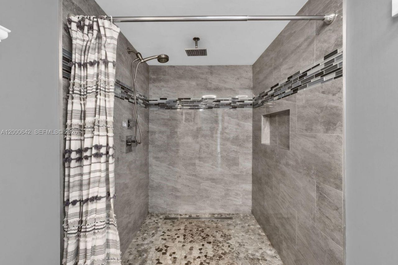 6900 NW 5th St, Unit 201, Plantation, FL 33317 Photo