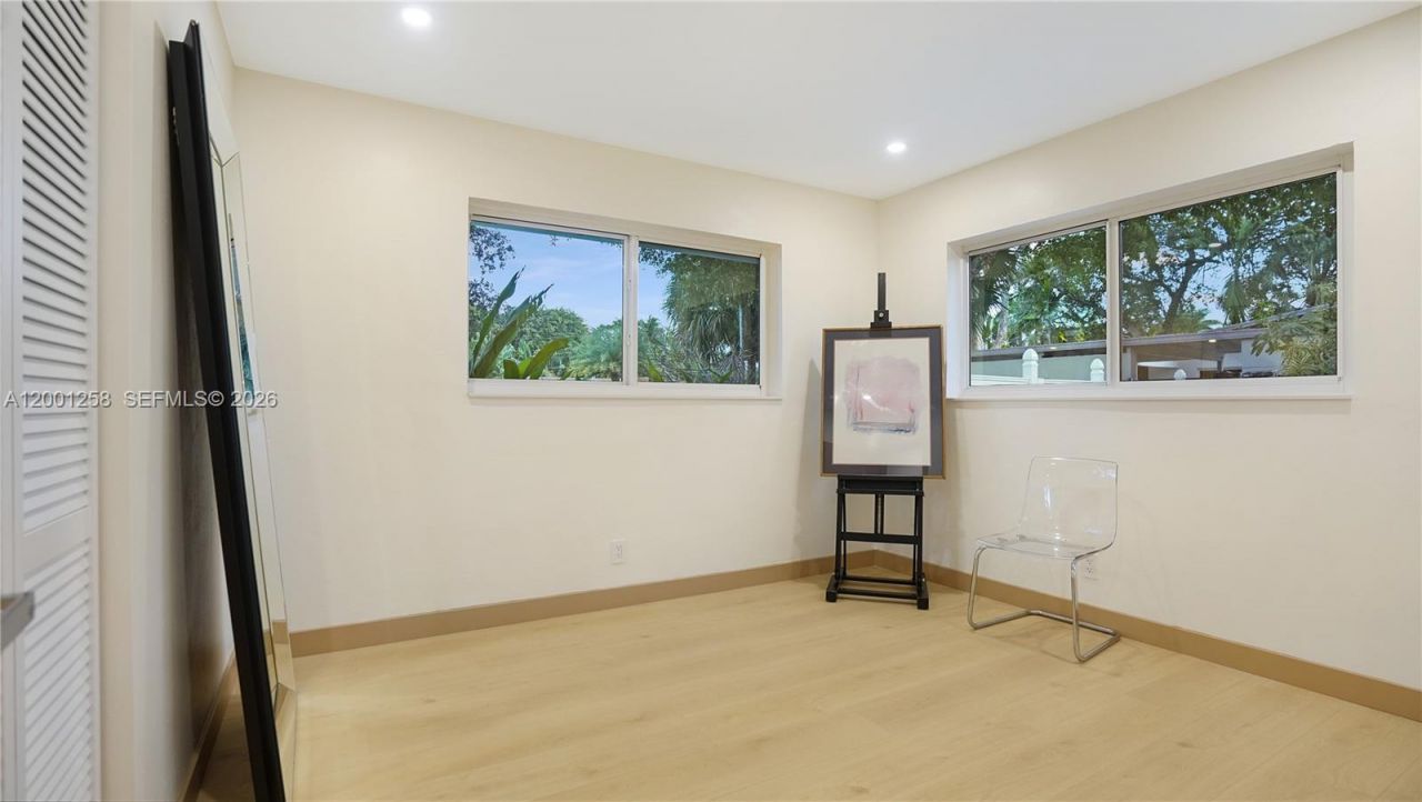 2749 NE 10th Ave, Wilton Manors, FL 33334 Photo