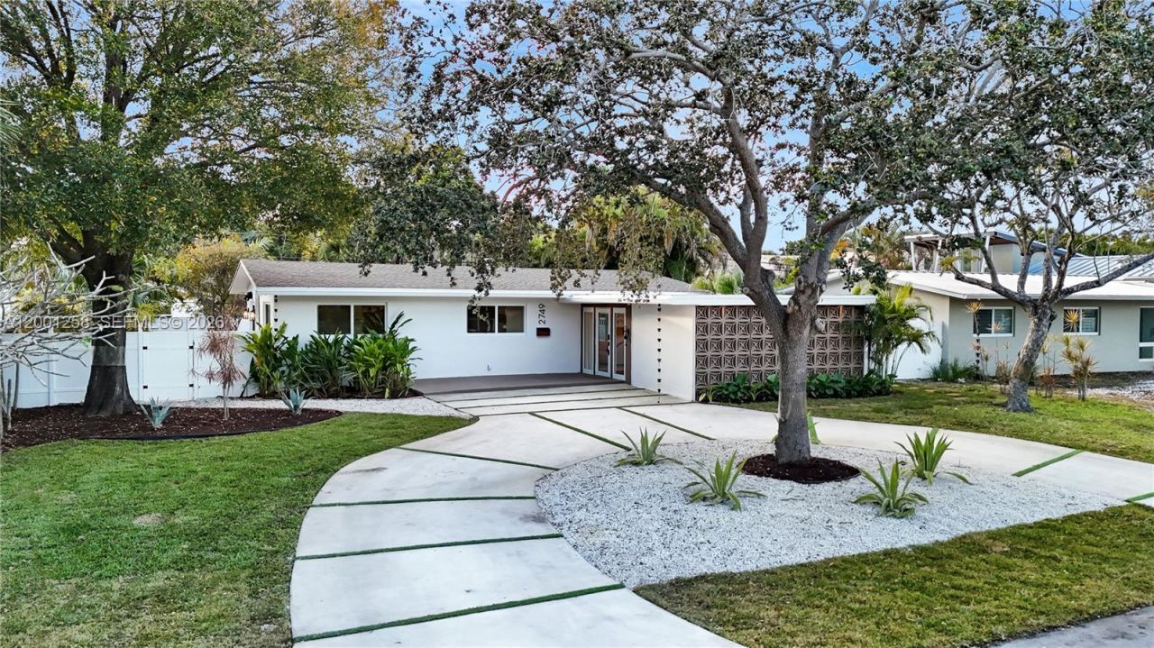 2749 NE 10th Ave, Wilton Manors, FL 33334 Photo