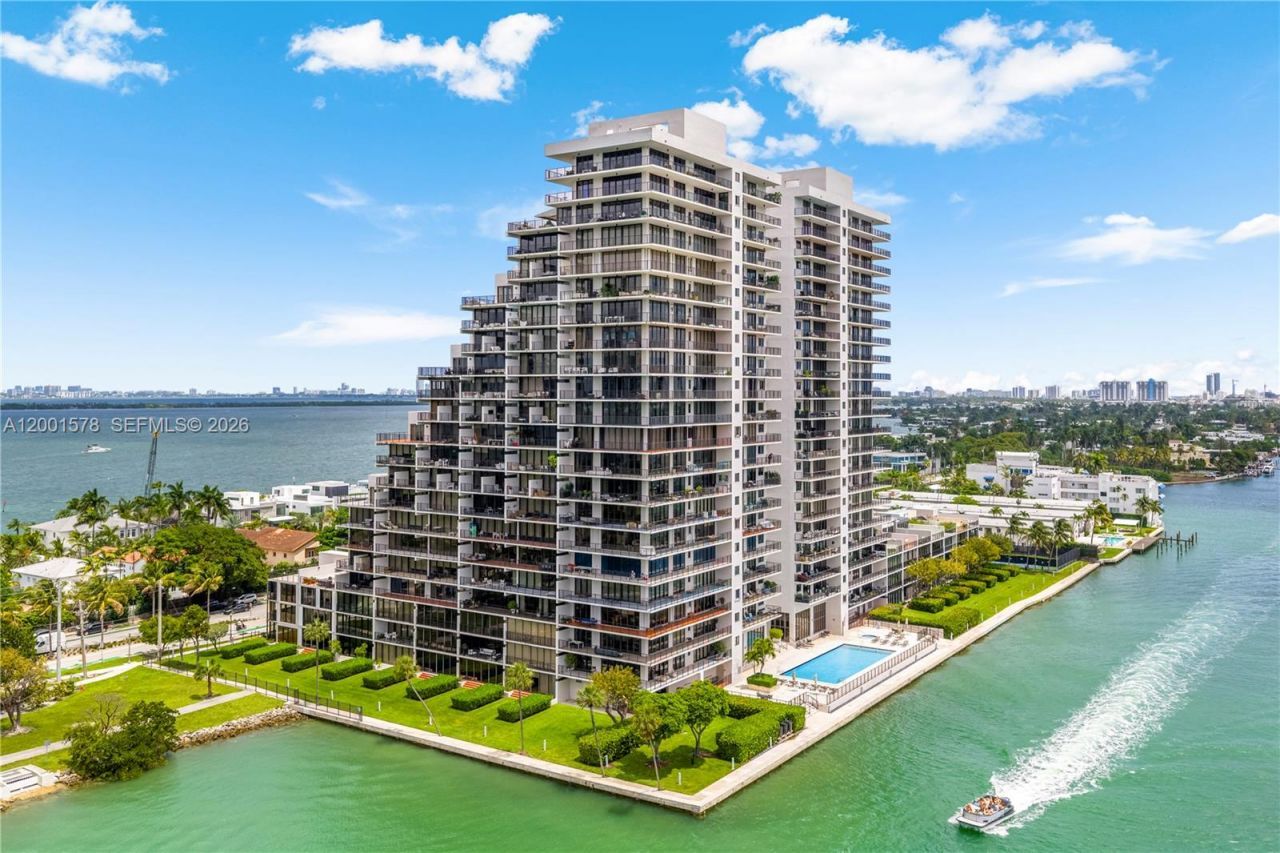 1000 Venetian Way, Unit 408, Miami, FL 33139 Photo