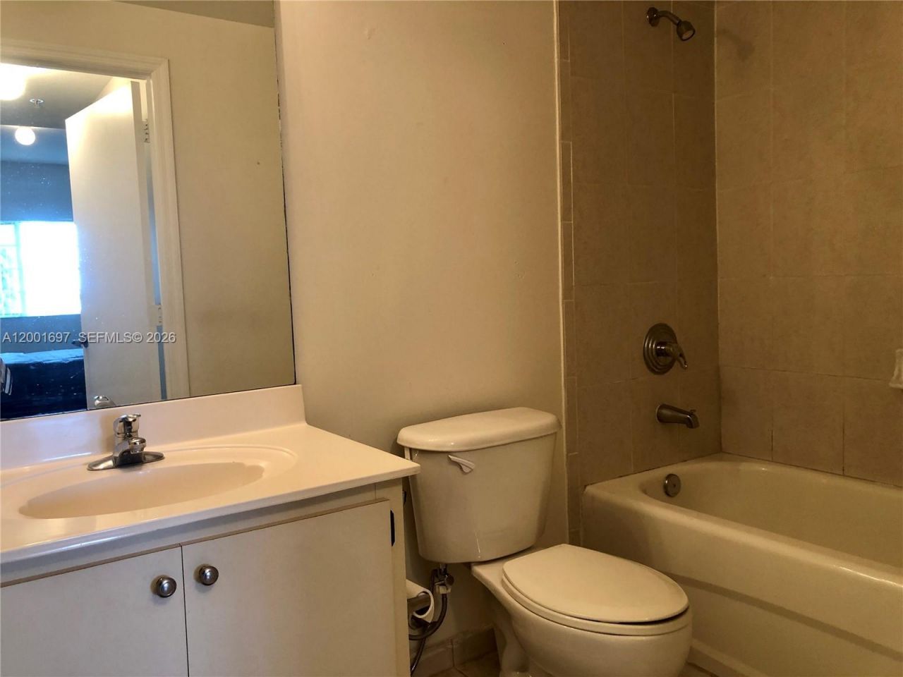 7290 NW 114th Ave, Unit 209-7, Doral, FL 33178 Photo