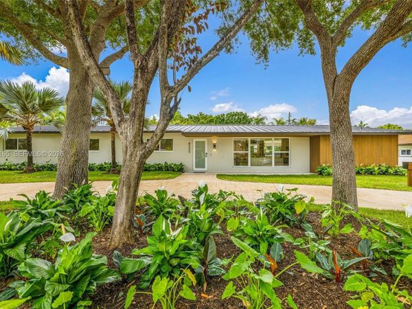 8230 SW 150th Dr , Palmetto Bay, FL 33158