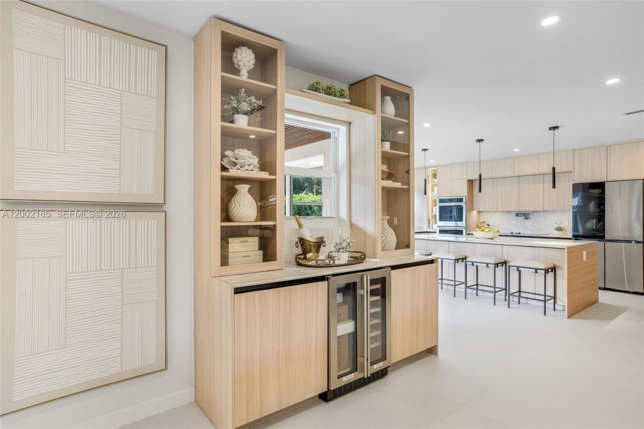 8230 SW 150th Dr, Palmetto Bay, FL 33158 Photo