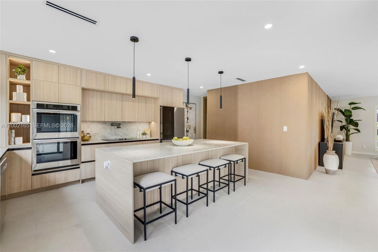 8230 SW 150th Dr, Palmetto Bay, FL 33158 Photo