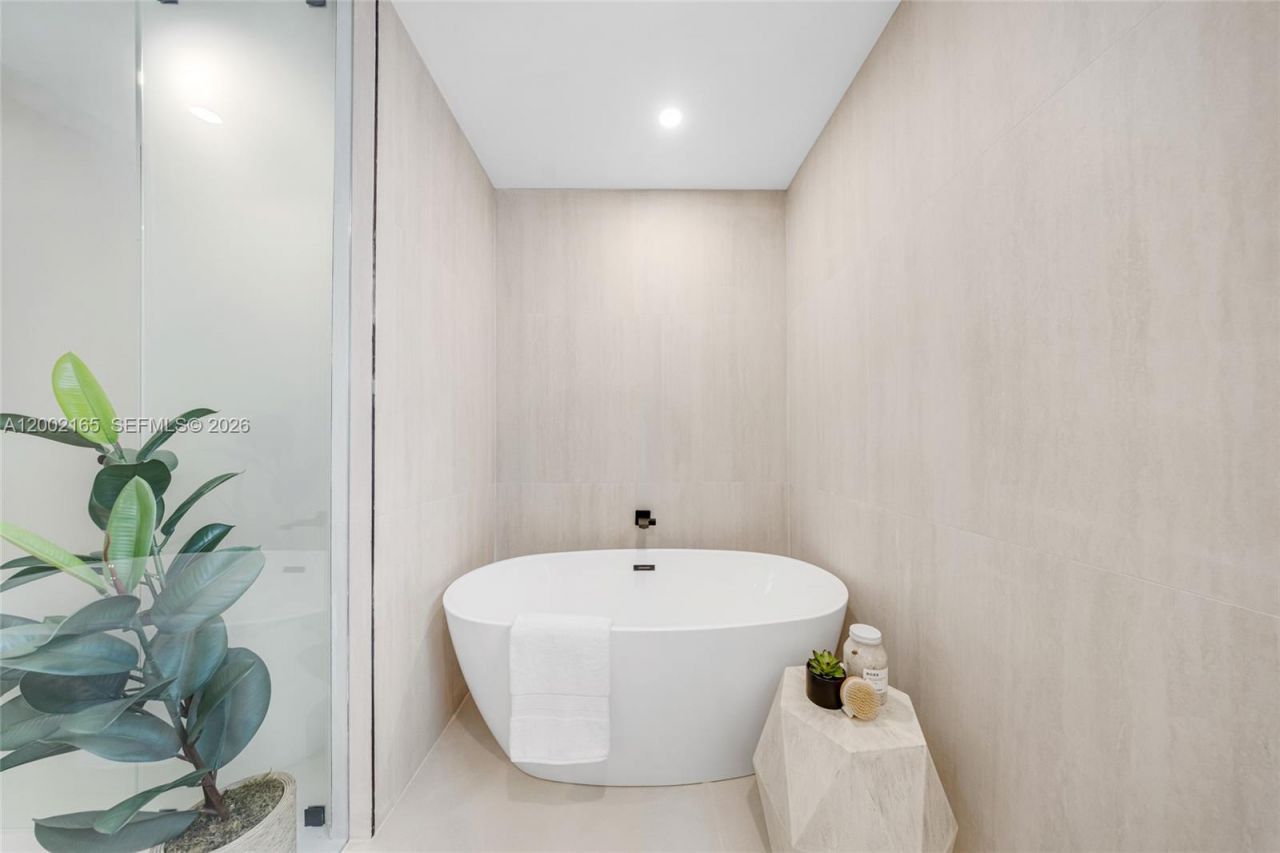 8230 SW 150th Dr, Palmetto Bay, FL 33158 Photo