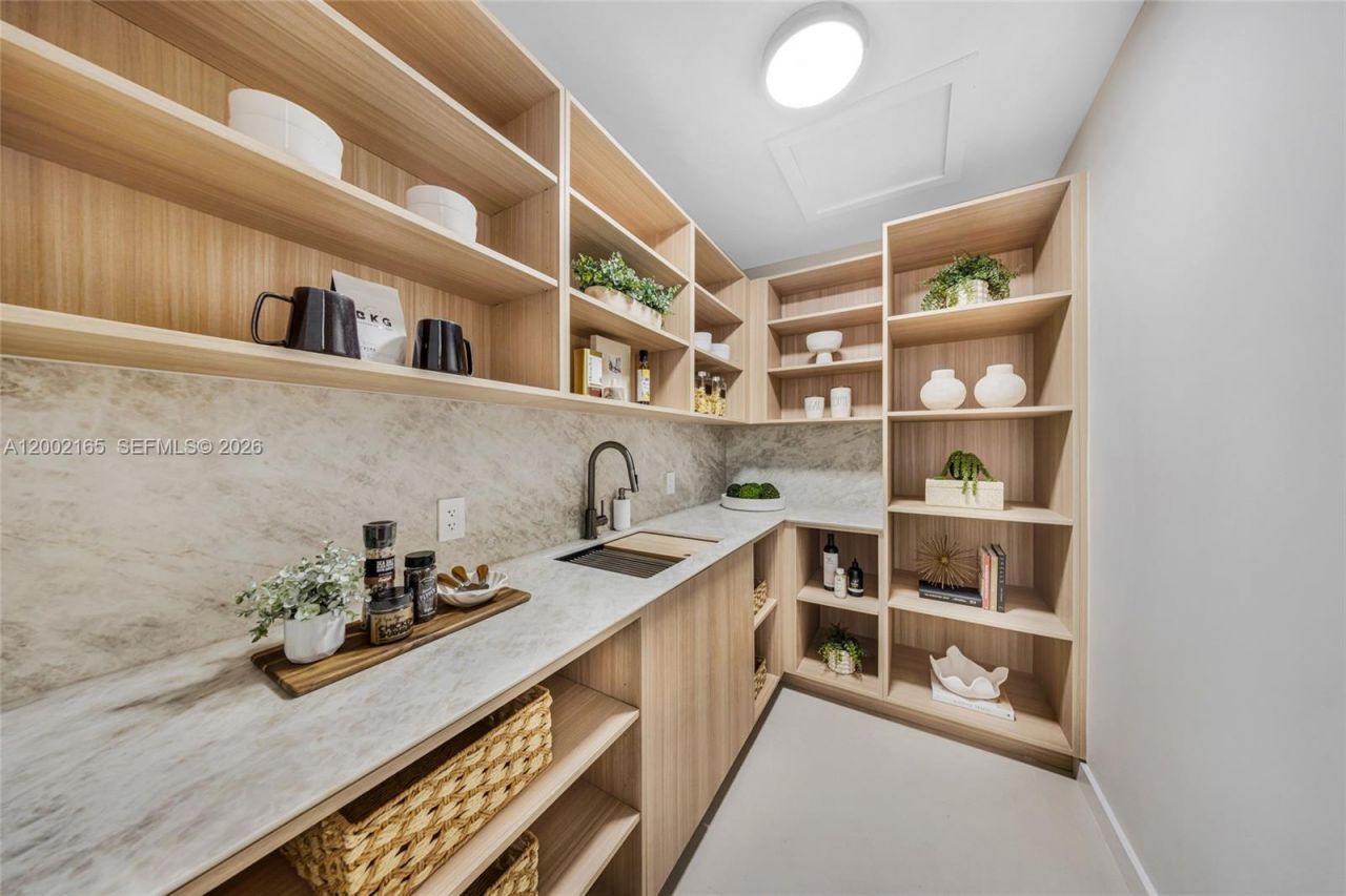 8230 SW 150th Dr, Palmetto Bay, FL 33158 Photo