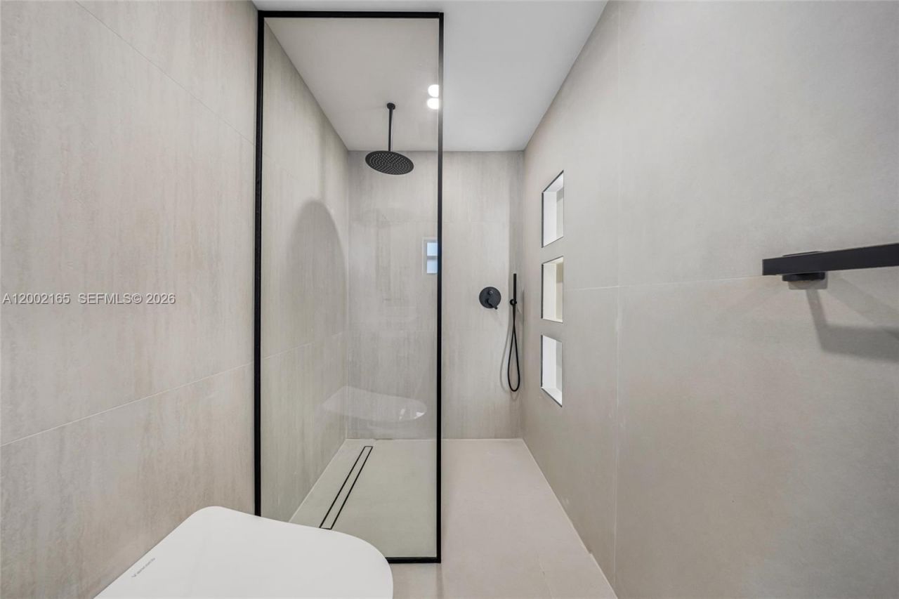 8230 SW 150th Dr, Palmetto Bay, FL 33158 Photo