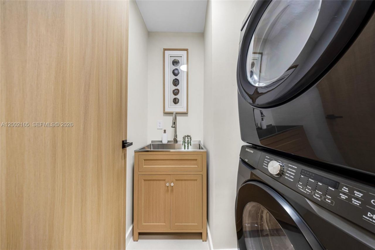 8230 SW 150th Dr, Palmetto Bay, FL 33158 Photo