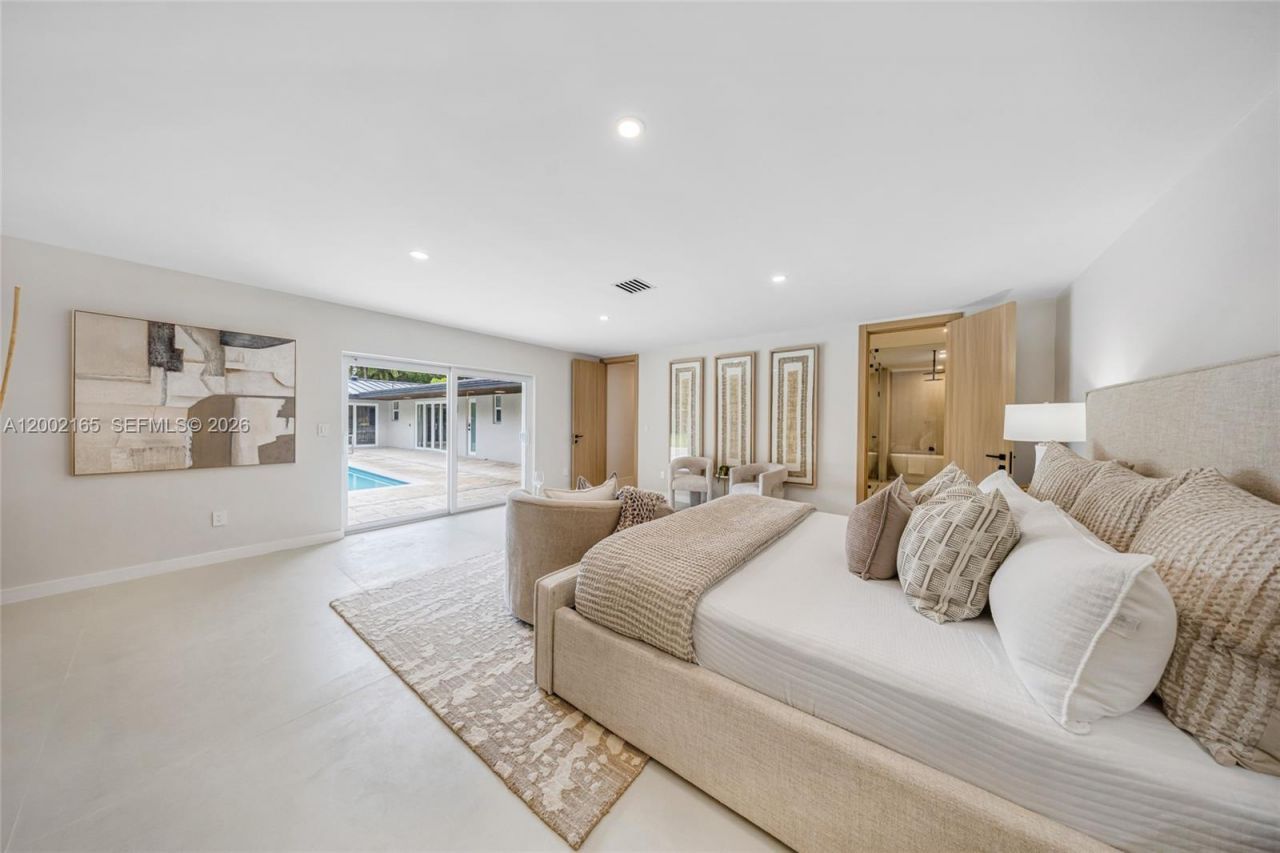 8230 SW 150th Dr, Palmetto Bay, FL 33158 Photo