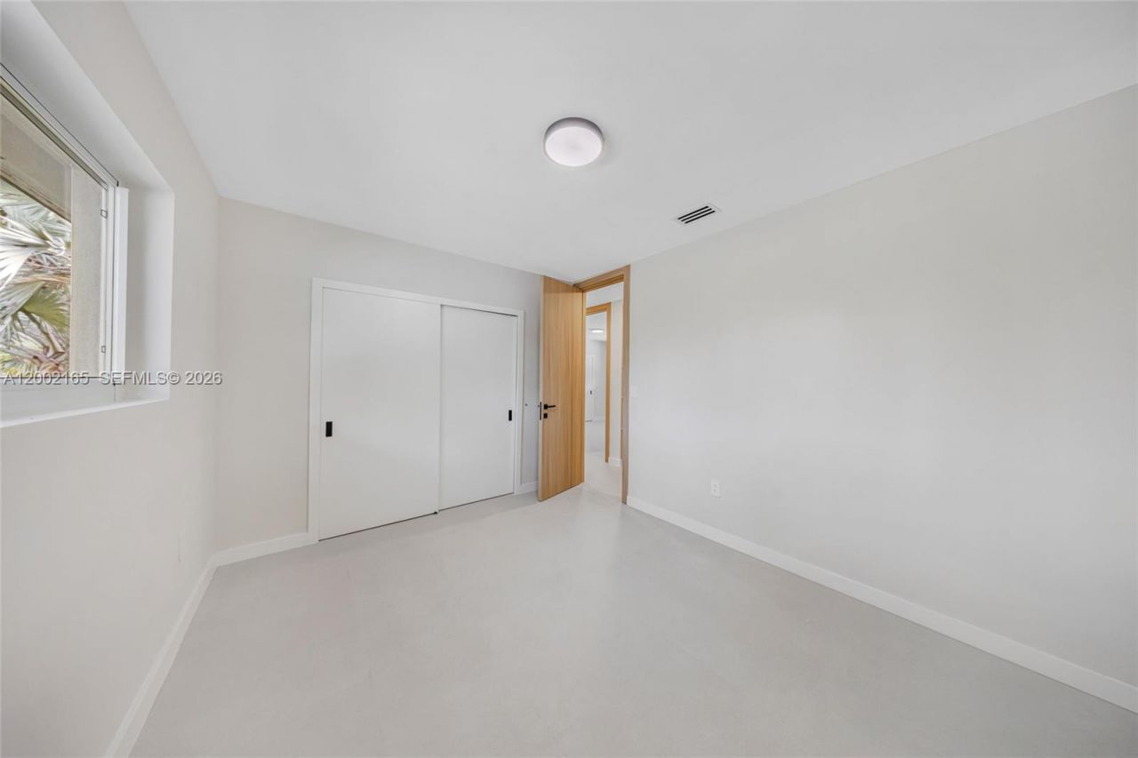 8230 SW 150th Dr, Palmetto Bay, FL 33158 Photo