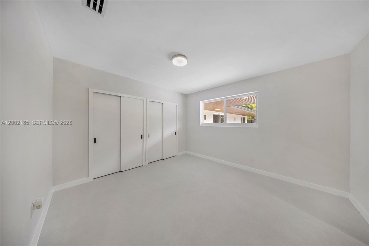 8230 SW 150th Dr, Palmetto Bay, FL 33158 Photo